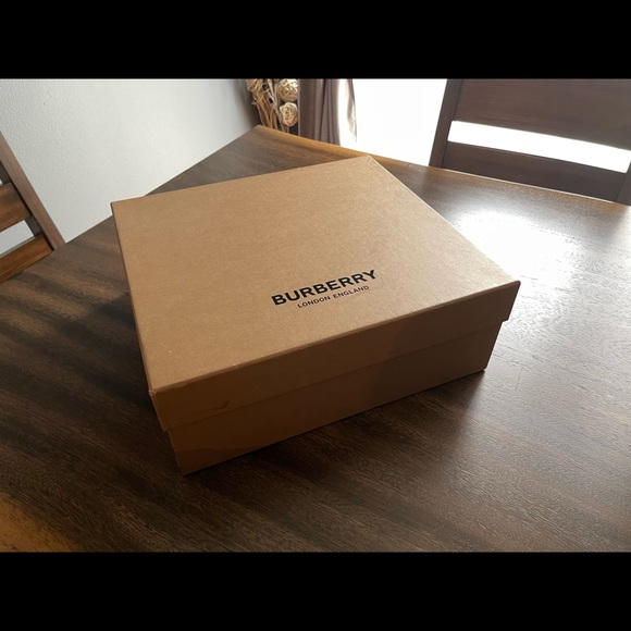 Size uk6 , 40, 25 cm…. Brand new …. With box ….made in Italy …. - Picture 2 of 7